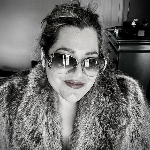 Meet your Posher, Brandie - Picture 9 of 14